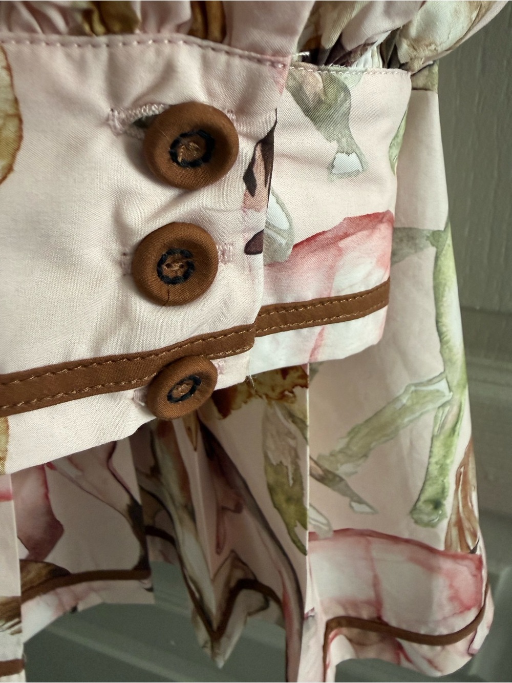 FARM Rio Rose Wild Horses Long Sleeve Mini Dress - Picture 3 of 10